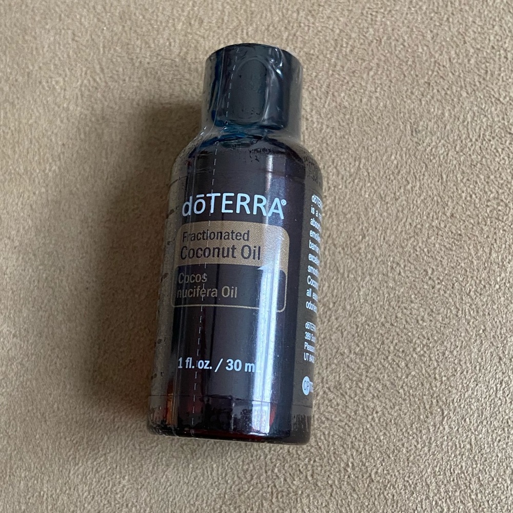 Fractionated coconut oil